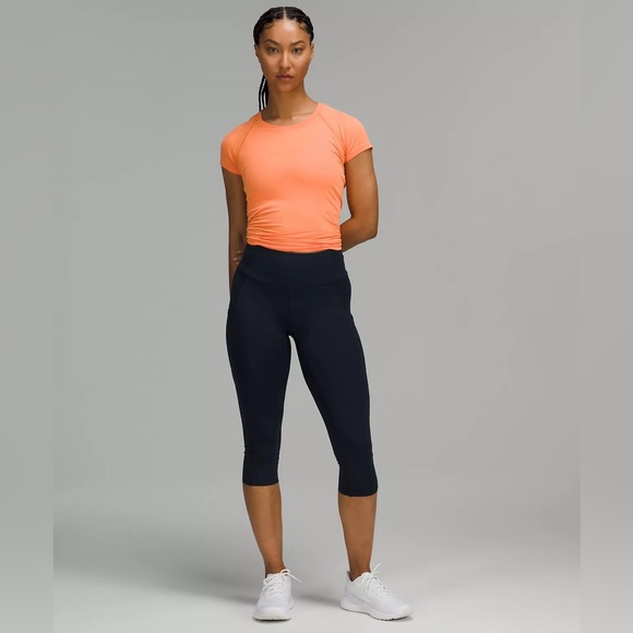 Lululemon Navy Fast and Free High-Rise Crop 19", Size 8 - Picture 2 of 5